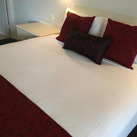 Tuckerbox Motor Inn Гандагай Екстериор снимка