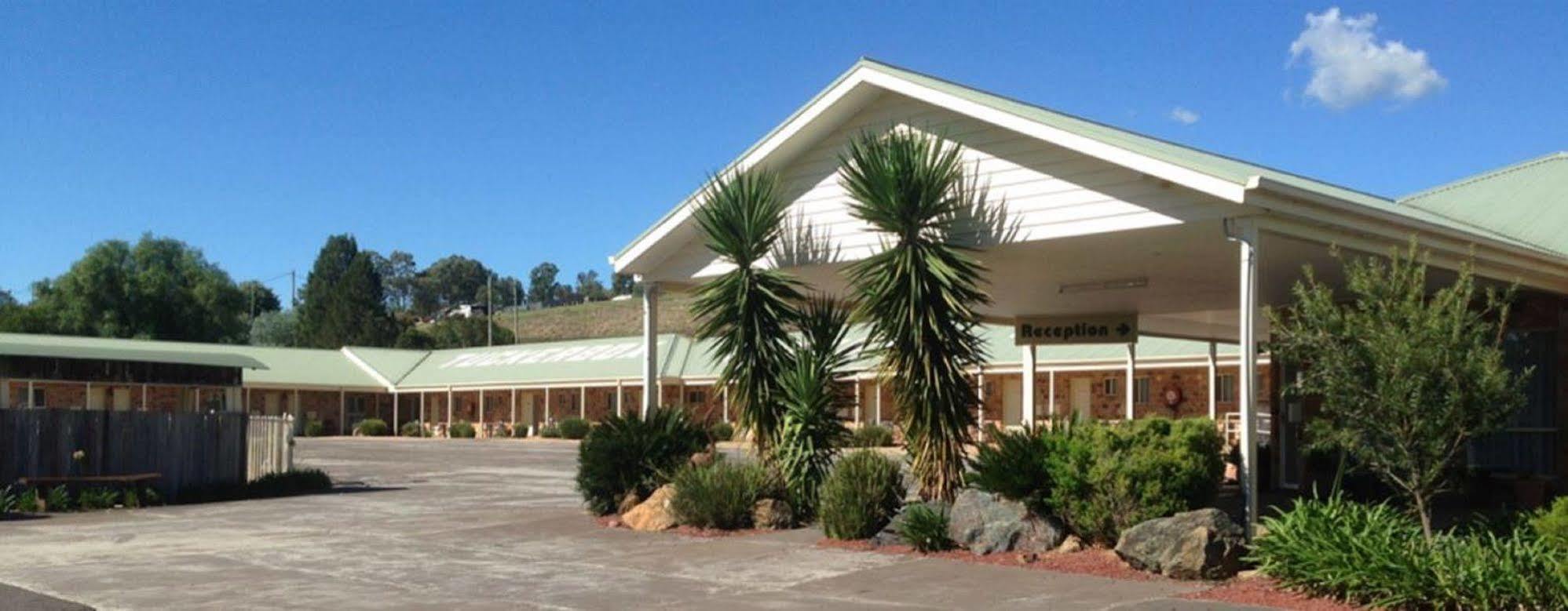 Tuckerbox Motor Inn Гандагай Екстериор снимка
