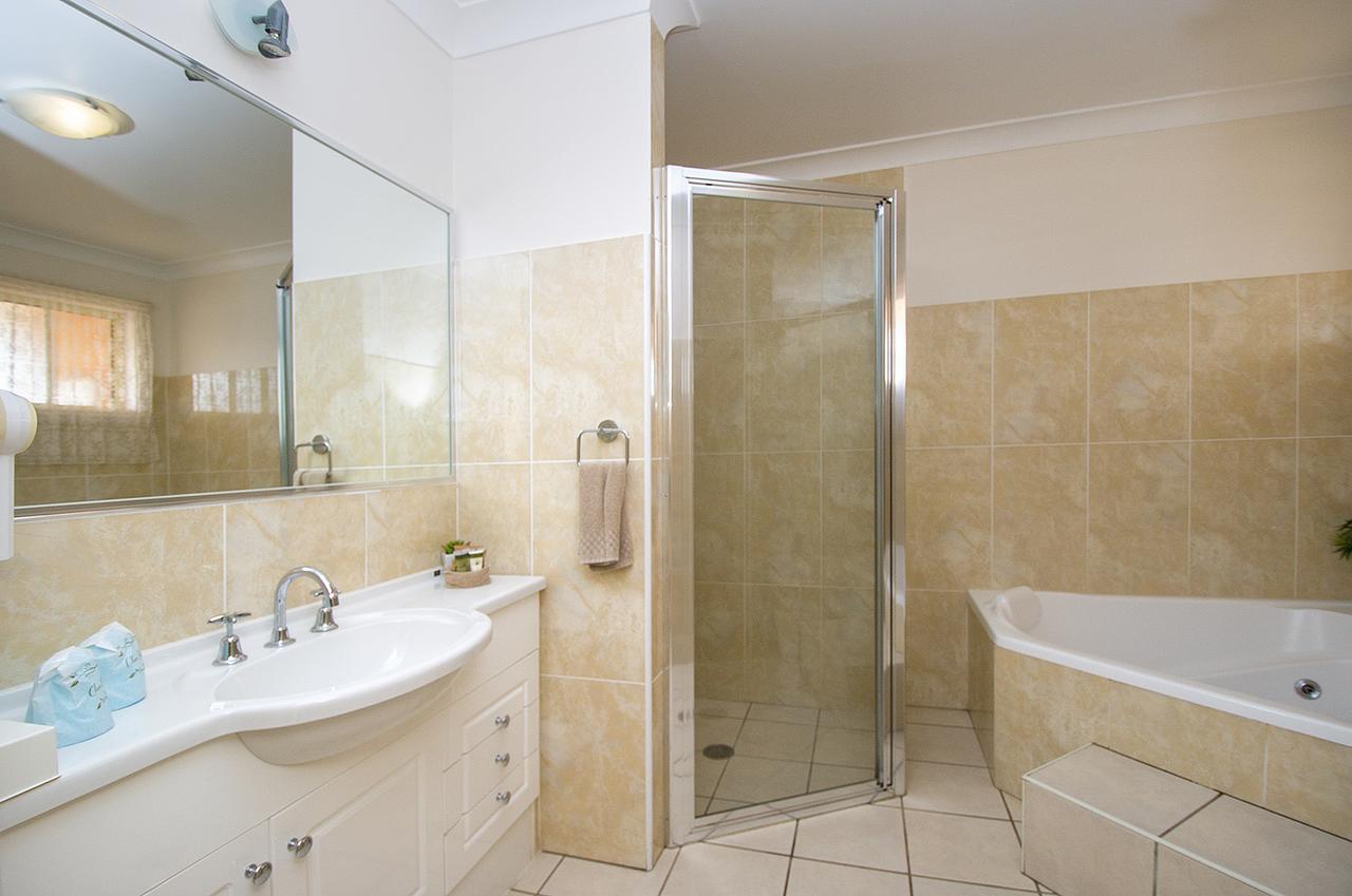 Tuckerbox Motor Inn Гандагай Екстериор снимка