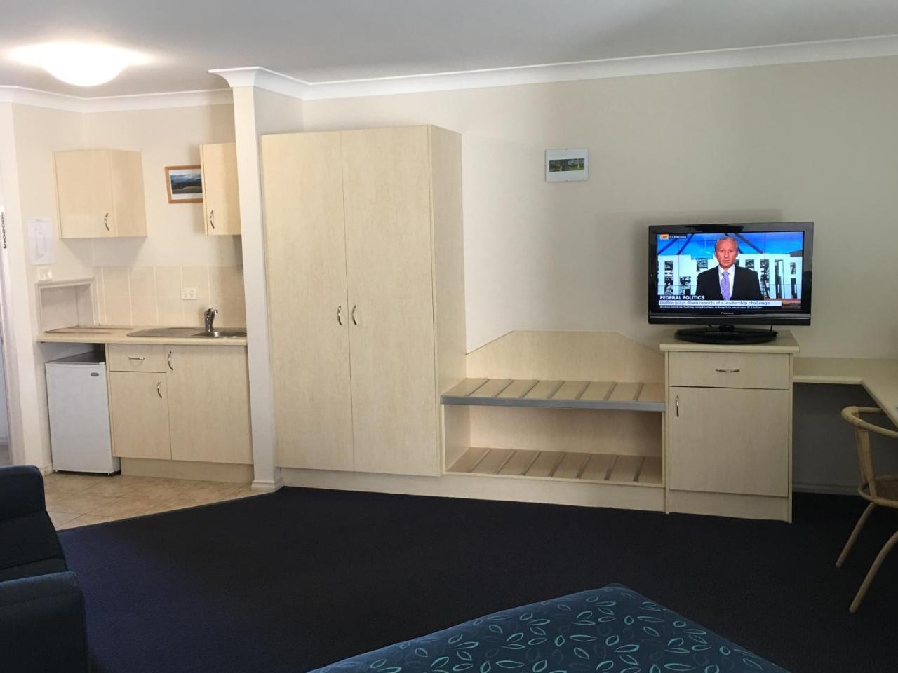Tuckerbox Motor Inn Гандагай Екстериор снимка