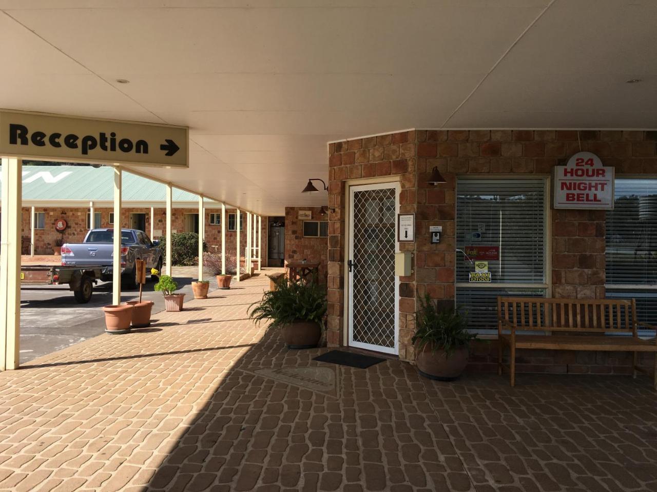 Tuckerbox Motor Inn Гандагай Екстериор снимка